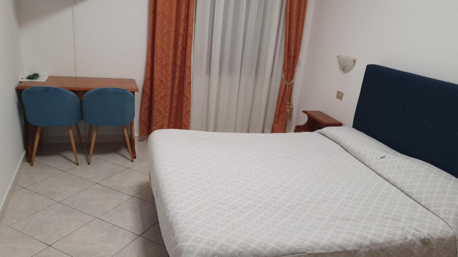 Hotel 4 Mori Cagliari Dış mekan fotoğraf