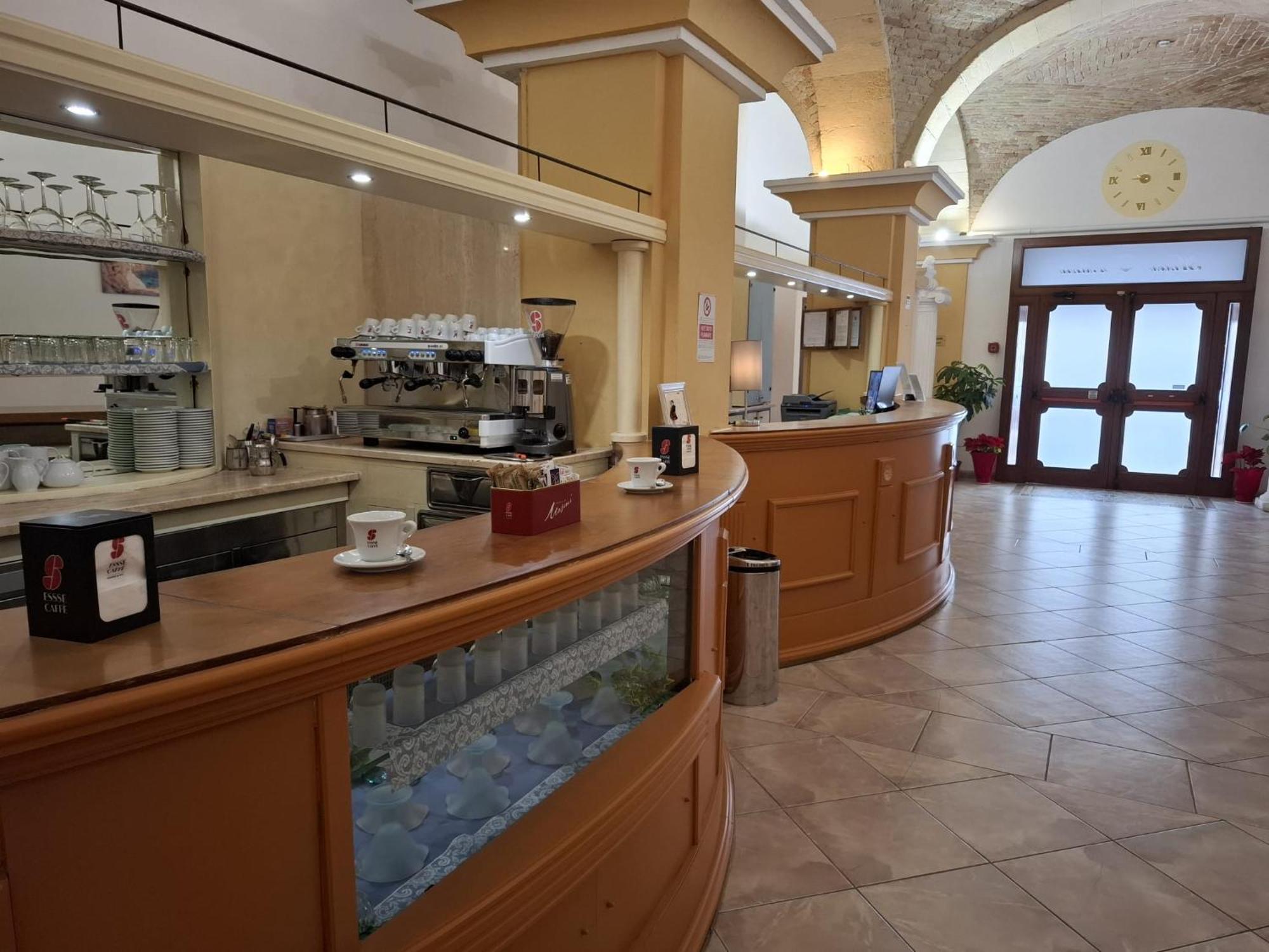 Hotel 4 Mori Cagliari Dış mekan fotoğraf